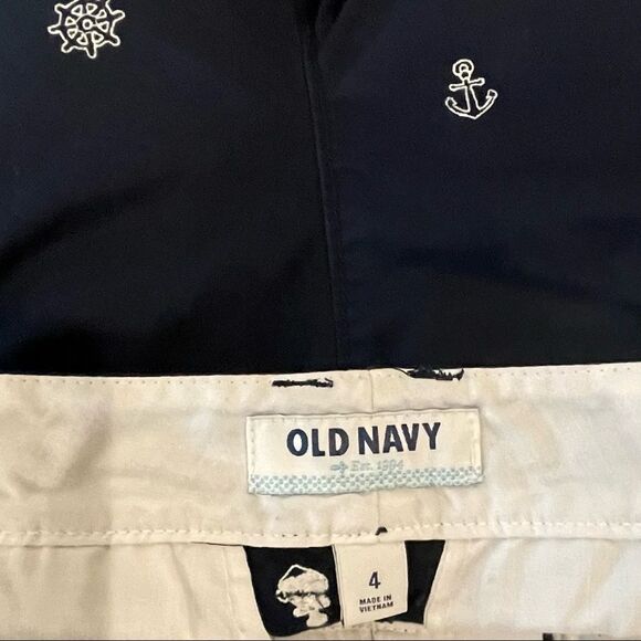 OLD Navy Size 4 Navy Shorts w/ Nautical Allover Embroidery - Picture 3 of 4